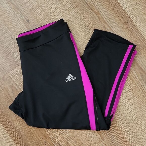 ☔️💜Adidas Black & Fuchsia Cropped Athletic Pants Medium - Picture 1 of 13